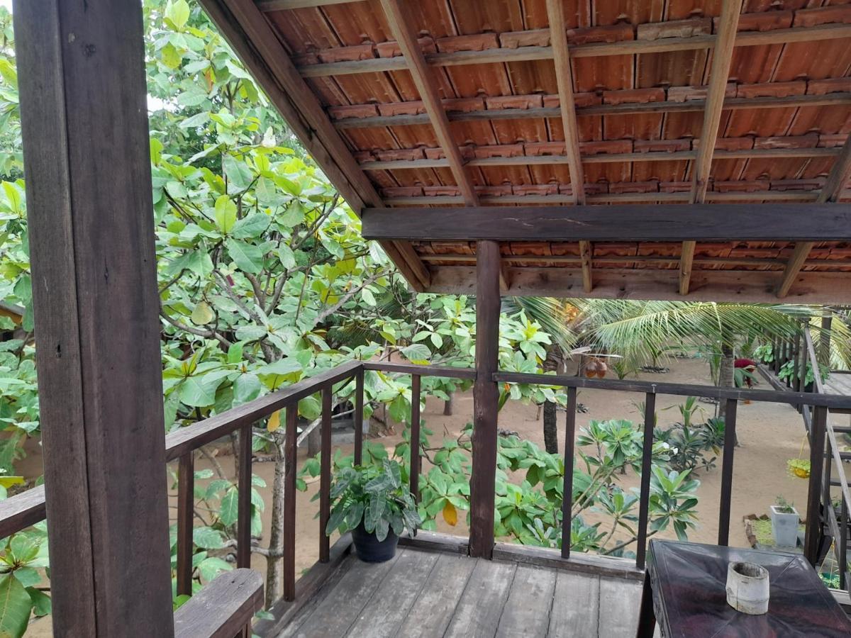 Golden Beach Chalets Arugam Bay Bagian luar foto