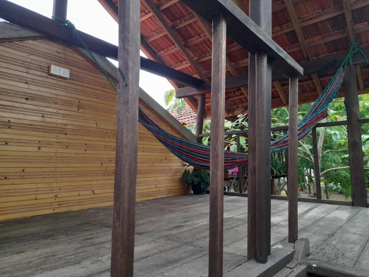 Golden Beach Chalets Arugam Bay Bagian luar foto